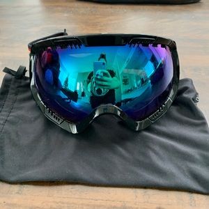 VonZipper snow goggles